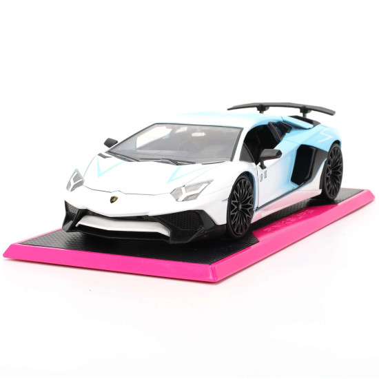 Модель Машинки 1:24 Pink Slips Lamborghini Aventador Sv