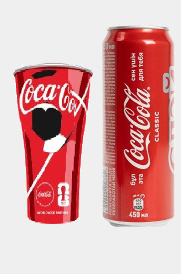 Coca-Cola газированный напиток кола 0.45 л + алюминиевый стакан Fifa Coca-Cola