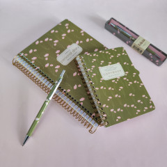 Тетрадь общая «Маки на зеленом» - Фото 6