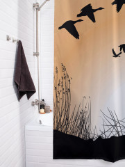 Штора для ванной с водоотталкивающей пропиткой «Утки над полем» - Фото 3