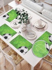 Комплект плейсматов «Футбольное поле и мяч» - Фото 1