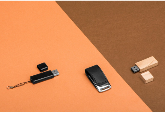 Флеш-накопитель USB с магнитным замком «Vigo»