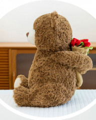 Игрушка мягкая «Медведь с букетом-шляпой из роз» - Фото 1