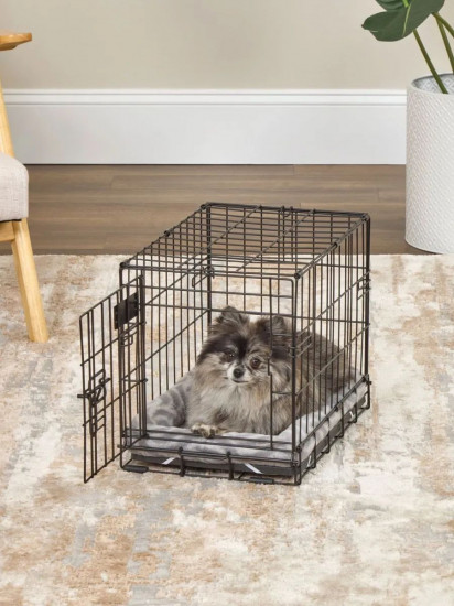 Лежанка для собак и кошек меховая