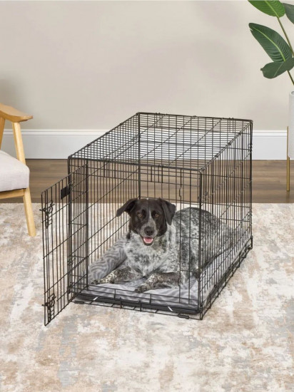 Лежанка для собак и кошек меховая