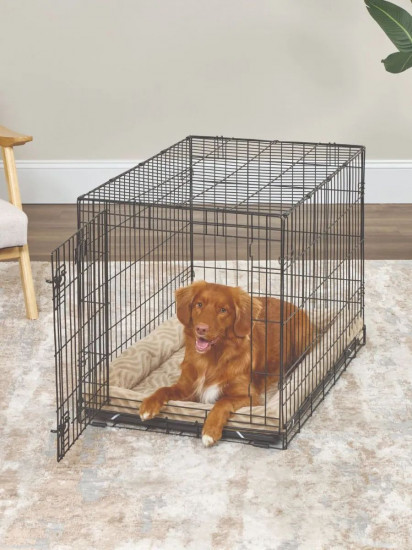 Лежанка для собак и кошек меховая