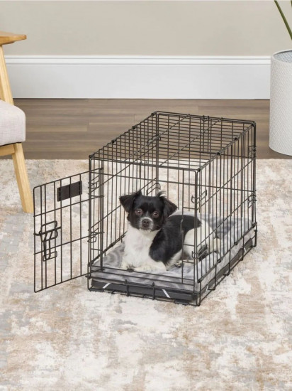 Лежанка для собак и кошек меховая