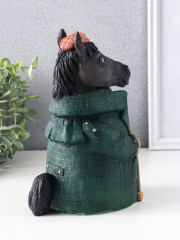 Фигурка «Конь в пальто» - Фото 1