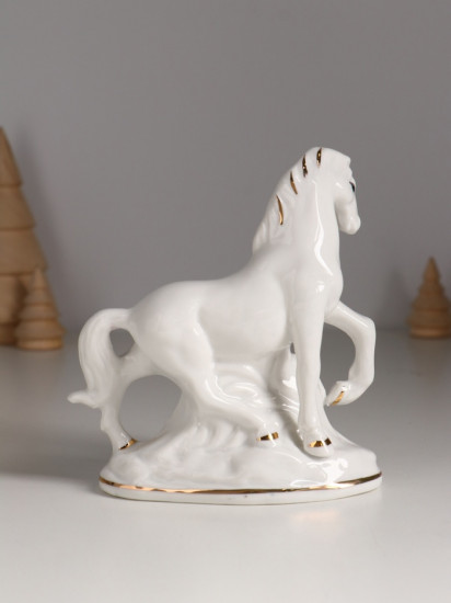 Фигурка «Лошадь с жеребёнком золотая грива»