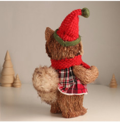 Фигурка новогодняя «Енот в колпаке с ёлочкой» - Фото 2