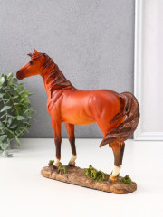 Фигурка «Гнедая лошадь в кузне» - Фото 2