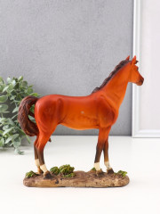 Фигурка «Гнедая лошадь в кузне» - Фото 3