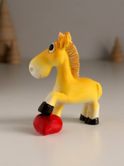Фигурка «Милая лошадка с сердечком» - Фото 4