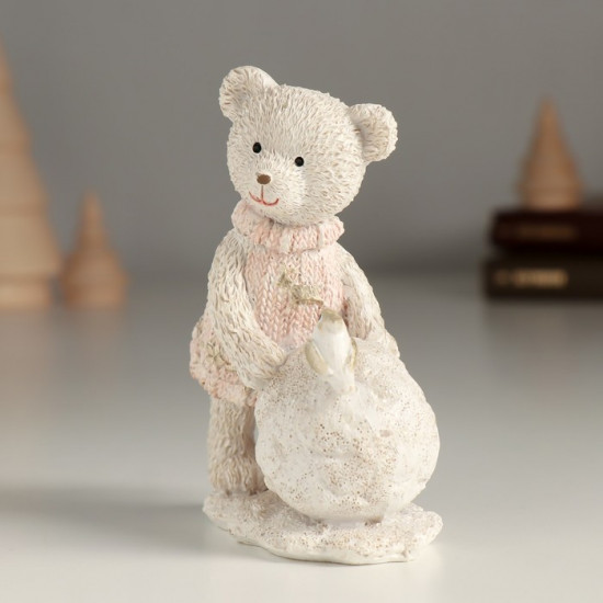 Фигурка «Мишка с птицей на большом снежке»