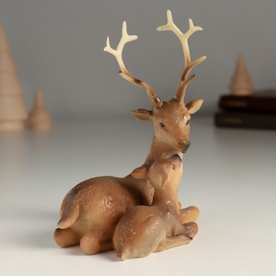 Фигурка «Олень с оленёнком»