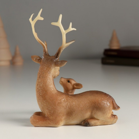 Фигурка «Олень с оленёнком»