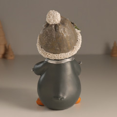 Фигурка «Пингвин в шапке с еловой веткой» - Фото 3