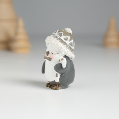 Фигурка «Пингвин в шапке с леденцом» - Фото 3