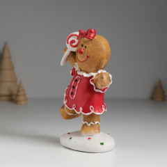 Фигурка «Пряничка в красном платье с леденцом» - Фото 3
