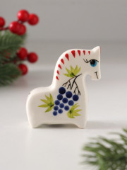 Фигурка «Конь. Виноград» - Фото 1