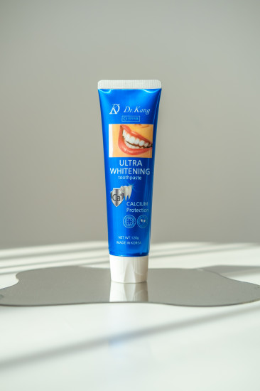 Зубная паста с кальцием отбеливающая «Ultra Whitening»