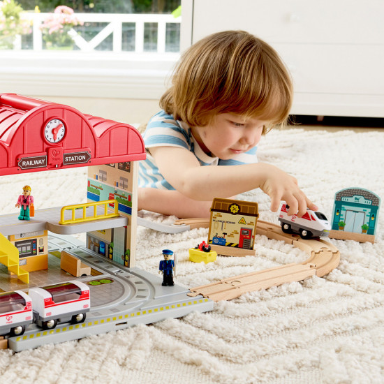 Портативный игровой набор «Железнодорожная станция»