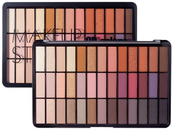 Палетка теней для макияжа и контуринга