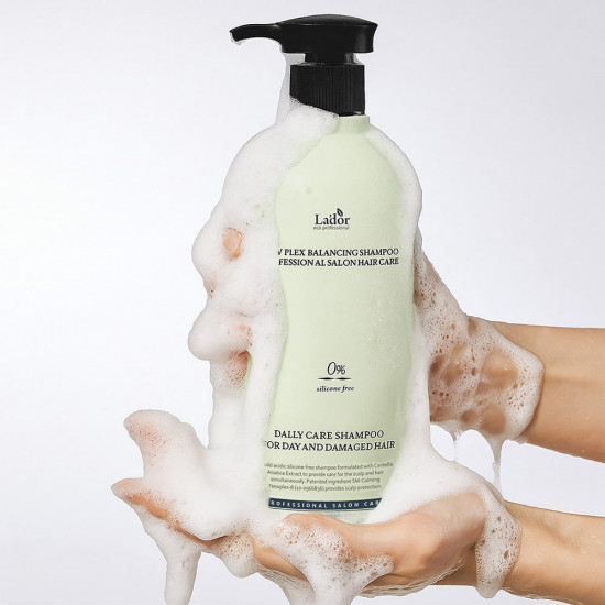 Балансирующий шампунь для деликатного очищения «New-Plex Balancing Shampoo»