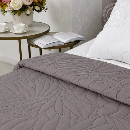 Покрывало стеганое с кантом