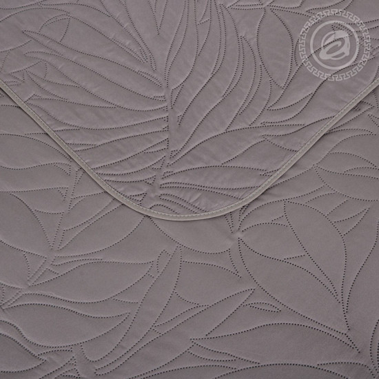 Покрывало стеганое с кантом