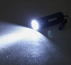 Кружка с фонариком «100% Мужик» - Фото 2