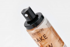 Мерцающий спрей для фиксации макияжа «Shake Fix Glow» - Фото 4
