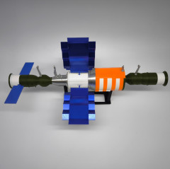 Сборная модель космической станции «Салют-7» - Фото 7