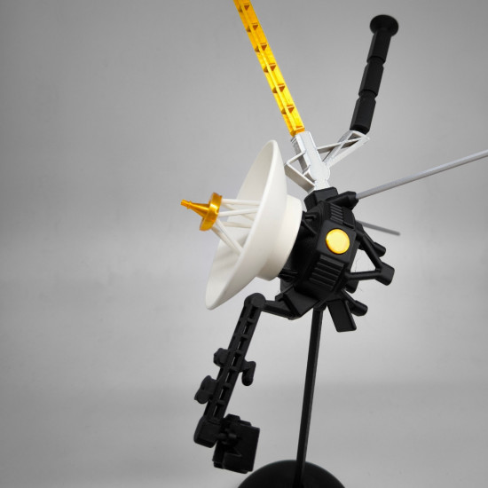 Сборная модель космического аппарата «Voyager»