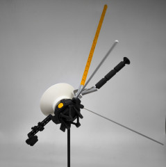 Сборная модель космического аппарата «Voyager» - Фото 2