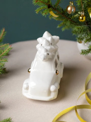 Фигурка новогодняя с подсветкой «Машинка с ёлкой» - Фото 4