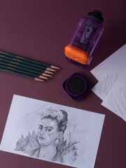 Точилка для карандашей механическая с контейнером - Фото 13