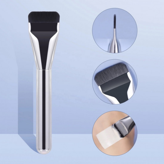 Плоская кисть для тонального крема