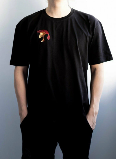 A Sinistra. Комплект из книги и футболки