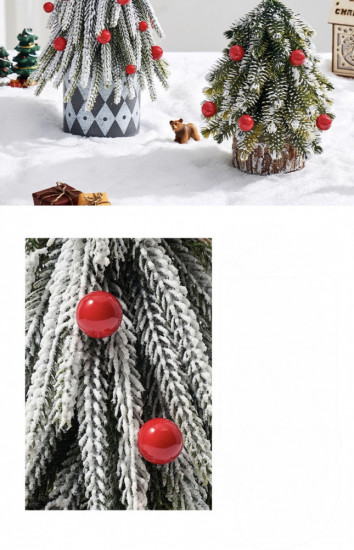 Искусственная ёлка с ягодами