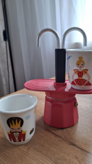 Гейзерная кофеварка двойным носиком «Mini Express»