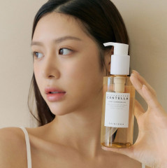 Успокаивающее гидрофильное масло с центеллой «Light Cleansing Oil» - Фото 4