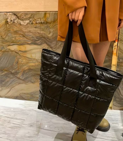 Сумка-шоппер стеганая женская