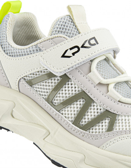 Кроссовки для девочек