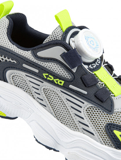 Кроссовки для девочек