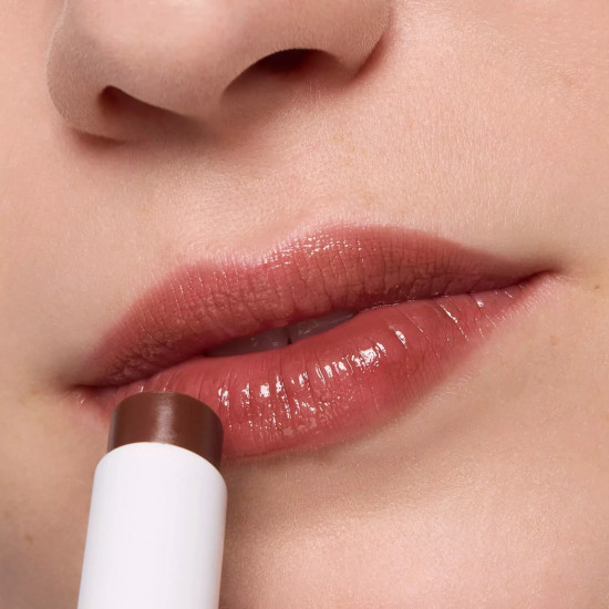 Бальзам для губ глянцевый «Glossy butter balm», тон 05 Choco-lot To Handle