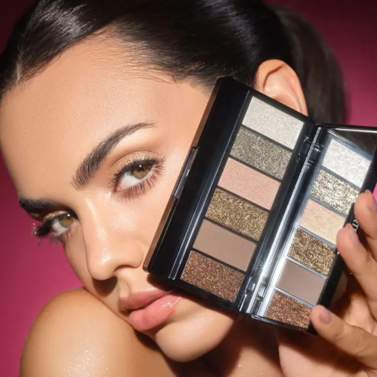 Палетка теней для век «Glittery Eyeshadow Palette», оттенок 3 Touch Of Velvet