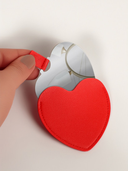 Зеркало карманное «Сердце»
