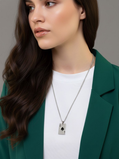 Кулон на цепочке «Карта»