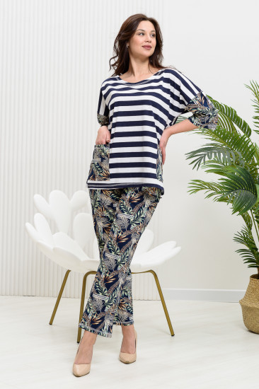 Костюм женский